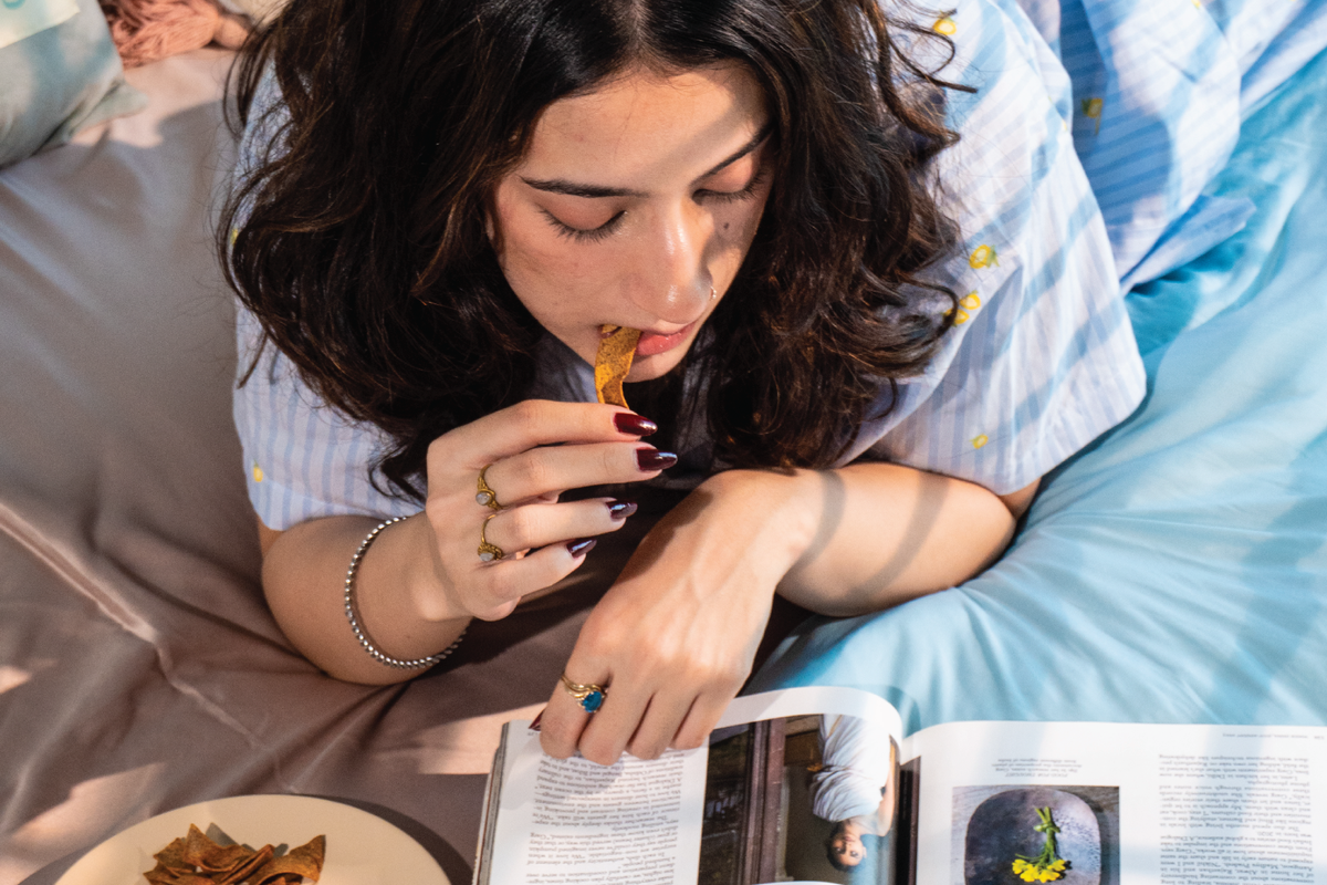 Can You Use a Weighted Blanket During the Monsoon?